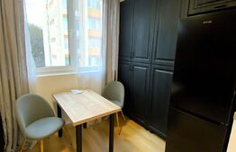 Garsoniera Lux, 32 mp, etaj intermediar, zona Parang