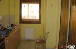 3 camere, 80 mp, 2 balcoane, parcare, zona strazii Nasaud!