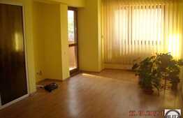 3 camere, 80 mp, 2 balcoane, parcare, zona strazii Nasaud!