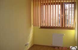 3 camere, 80 mp, 2 balcoane, parcare, zona strazii Nasaud!