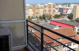1 camera + nisa de dormit, 50 mp, decomandat, balcon, zona strazii Dorobantilor!