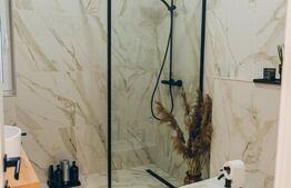 Casa cuplata LA CHEIE, 4 camere, 160mp, finisaje premium, totul nou, zona Vivo 