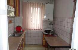 3 camere, 55 mp, etaj intermediar, zona strazii Gurghiu
