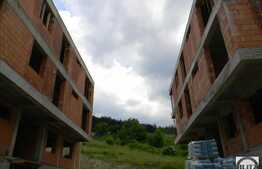 2 camere, 56 mp, semifinisat, parcare, zona Calea Floresti! Finalizare in 2015