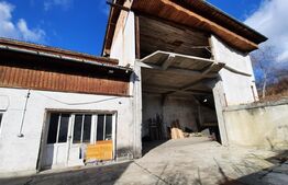 Casa demolabila, 864 mp teren, Turda