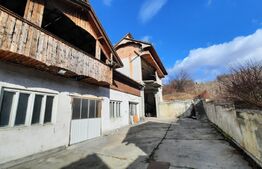 Casa demolabila, 864 mp teren, Turda