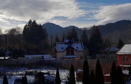 Casa cu 6 camere cu piscina și foisor în Timisul de Jos 