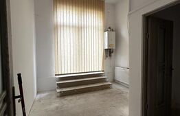 Spatiu comercial la strada, 64 mp, parcare, zona Porii