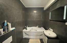 Apartament 3 camere, 65mp, parter inalt, parcare, zona Sub Cetate