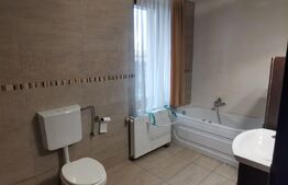 Casa la cheie, 4 camere, 160 mp, curte de 700 mp, pozitie buna zona Eugen Ionescu