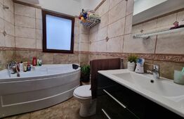 Apartament 3 camere decomandate, 82mp, etaj intermediar, Baciu