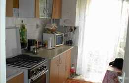 2 camere, decomandat, 44 mp, partial mobilat, zona strazii Primaverii