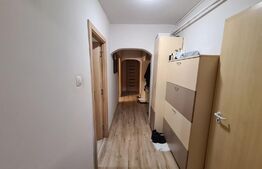 Apartament 4 camere transformat in 3 camere, Pietonala Racadau