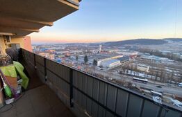 Apartament cu o camera, 41 mp si terasa de 42 mp, zona Petrom