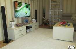 4 camere, 130 mp, pe 2 nivele, curte, parcare, zona strazii Primaverii