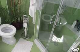 4 camere, 130 mp, pe 2 nivele, curte, parcare, zona strazii Primaverii