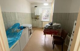 Apartament 3 camere, decomandat, 2 bai, 66 mp, zona Calea Floresti
