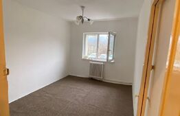 Apartament 3 camere, decomandat, 2 bai, 66 mp, zona Calea Floresti