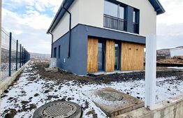 Casa unifamiliala cu pompa de caldura si panouri fotovoltaice,situata in Chinteni