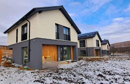 Casa unifamiliala cu pompa de caldura si panouri fotovoltaice,situata in Chinteni