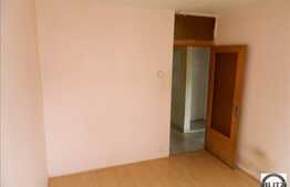 Vanzare apartament cu 4 camere cu 2 balcoane si loc parcare