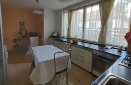 Casă individuală 8 camere, 254 mp suprafață utilă, 320 mp teren, garaj, zona Astra