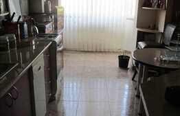 4 camere, 82 mp, 4 balcoane, partial mobilat, zona strazii Calea Floresti