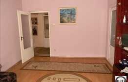 4 camere, 81 mp, 2 balcoane inchise, zona strazii Aleea Padin!