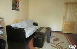 2 camere, 50 mp utili, decomandat, zona strazii Calea Floresti!