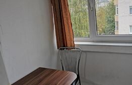 Garsonieră decomandată cu balcon, etaj indermediar, zona Calea București