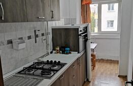 Garsonieră decomandată cu balcon, etaj indermediar, zona Calea București