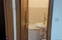 Garsonieră decomandată cu balcon, etaj indermediar, zona Calea București