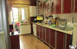 3 camere, 65 mp, decomandat, 2 boxe, 2 balcoane, zona strazii Ialomitei