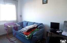 De vanzare apartament 4 camere decomandate, zona Aleea Retezat. Boxa inclusa!