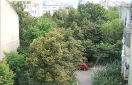 Locatie unica, centrala, o camera semifinisat!