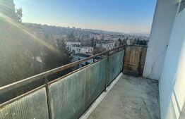 Apartament 3 camere, 63 mp, 2 balcoane, etaj intermediar, zona Brancusi