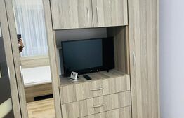 Apartament 2 camere decomandate, 46 mp, etaj intermediar, zona Vivo