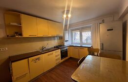 Apartament 3 camere, 67mp, zona centrala , demisol