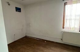 Spatiu comercial 585 mp, 3 parcari, 500 mp teren, zona Traian Vuia