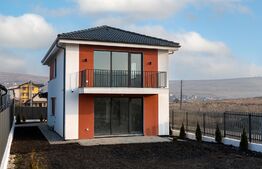 Casa individuala 5 camere, 112 mp, 426 teren, Campenesti 
