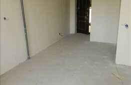 3 camere, 64 mp, semifinisat! Zona Sesul de Sus! Loc de parcare!