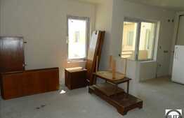 3 camere, 64 mp, semifinisat! Zona Sesul de Sus! Loc de parcare!