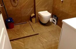 Casa 5 camere, IZVOR