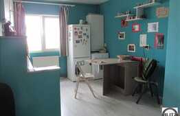 2 camere, 54 mp, etaj interdediar, zona strazii Fabricii