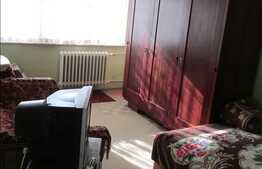 3 camere, 65 mp, etaj intermediar, zona strazii Unirii