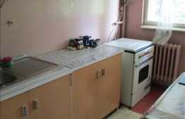 3 camere, 65 mp, etaj intermediar, zona strazii Unirii