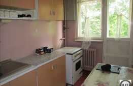 3 camere, 65 mp, etaj intermediar, zona strazii Unirii