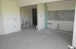 Vanzare 2 camere, 42 mp utili , cu balcon,  zona Sesul de Sus, 
COMISION 0%