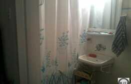 3 camere, 84 mp utili, decomandat, 2 balcoane,zona strazii Splaiul Independentei