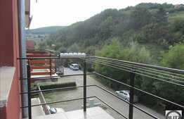 Apartament 3 camere, 61 mp, imobil nou, 2 balcoane, zona strazii Teilor!